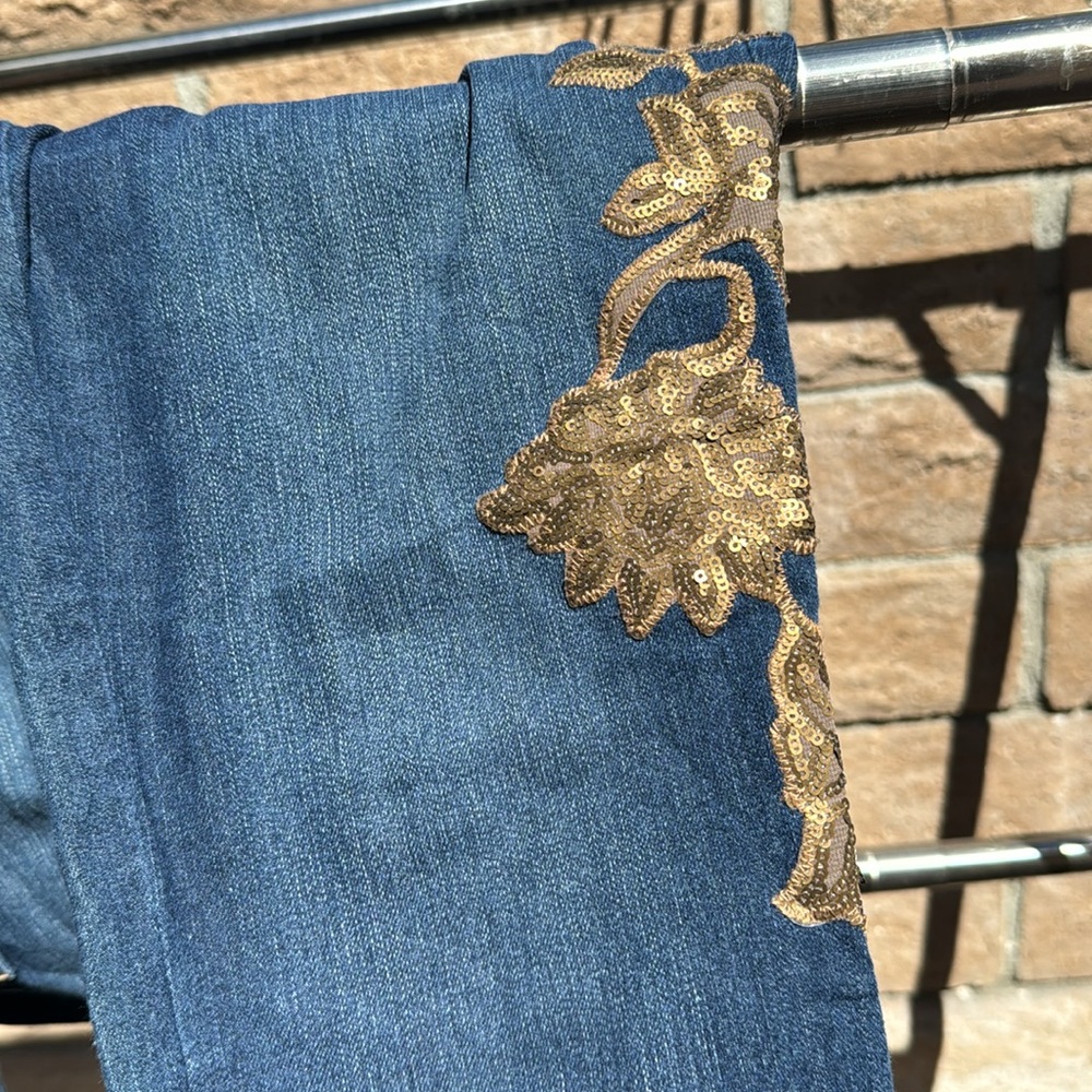 Jeans - Picture 5 of 8